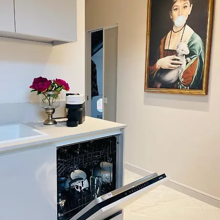 Apartament Skyview *