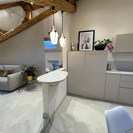 Apartament Skyview Como