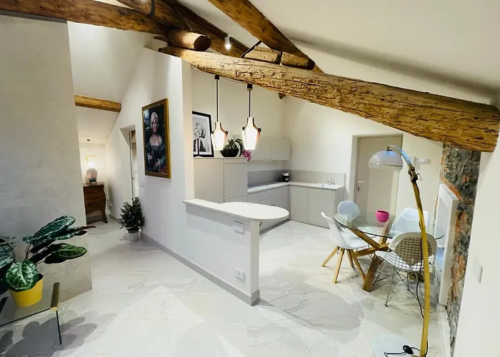 Апартаменты Skyview