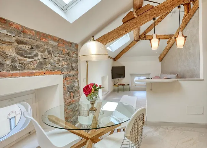 Апартаменты Skyview *