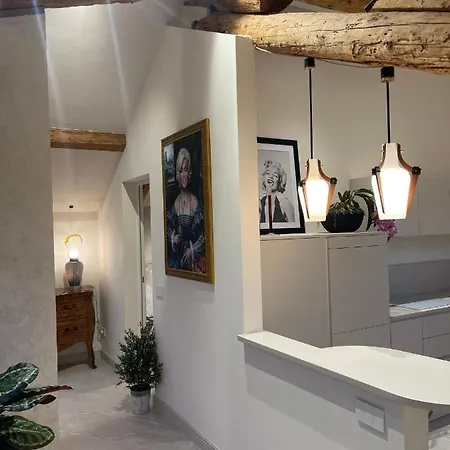 Apartament Skyview Como