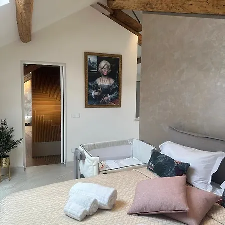 Skyview Apartament